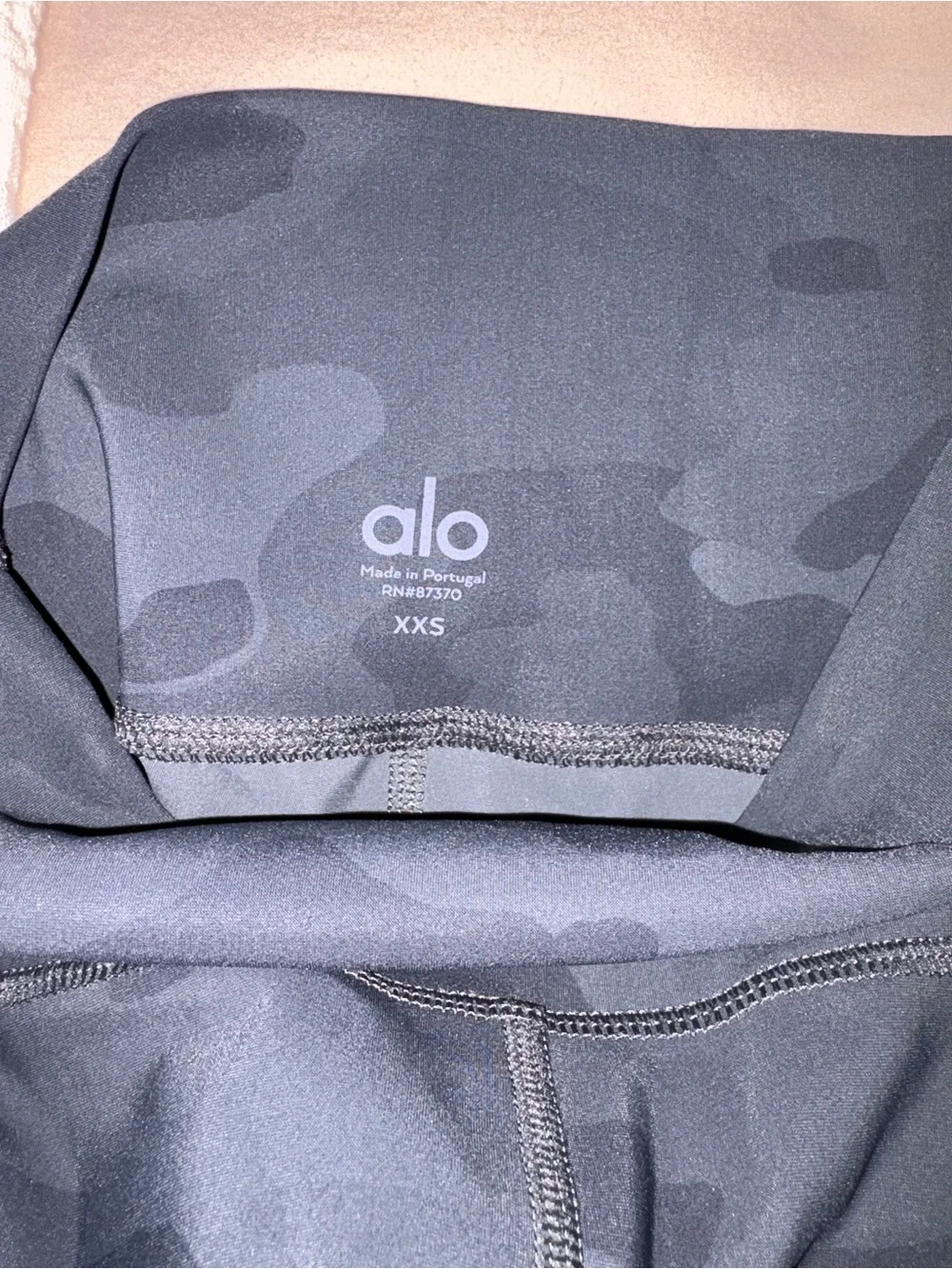 ALO High-Waist Camo Vapor Legging
